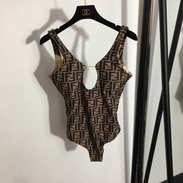 Versace S-XL 39 (3)